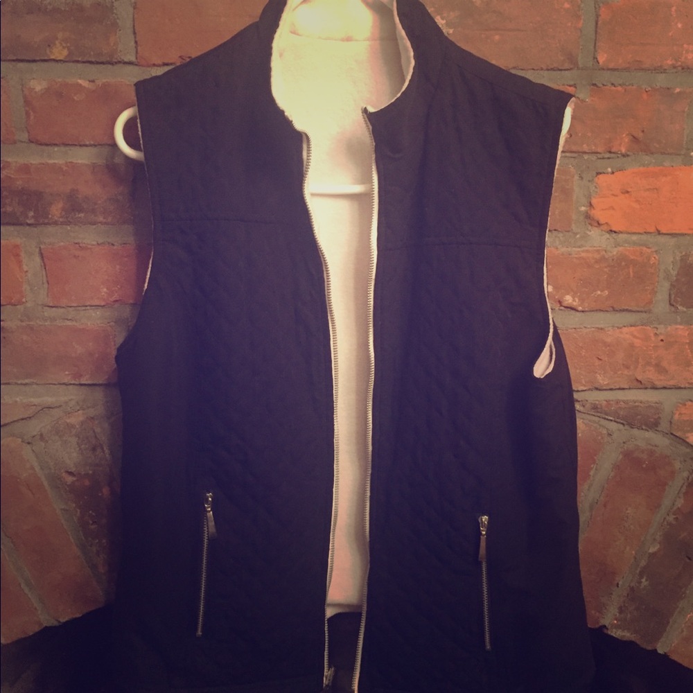 Cute double sided vest!